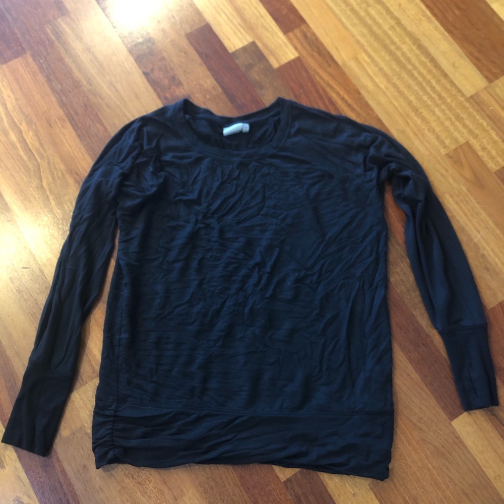 Great condition black Athleta sweatshirt